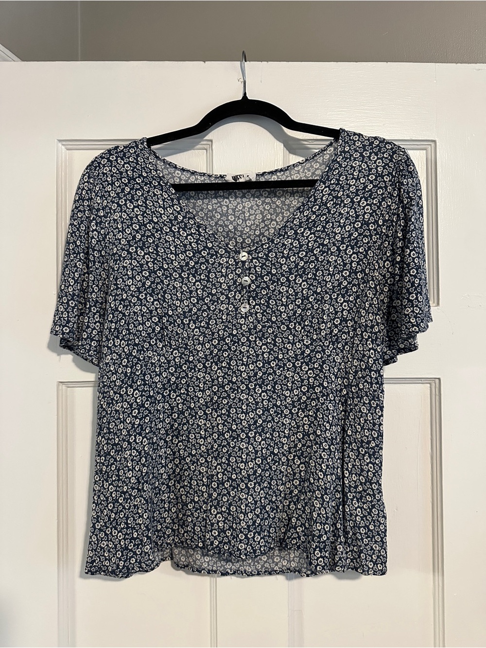 Blue Floral V-Neck Button-Front Women's Blouse